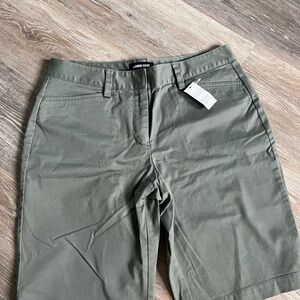 Lands' End Women's Olive Green Bermudas